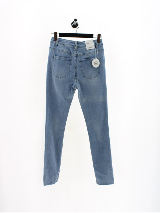 ab86f78a2c76bfa28a2f9bc1602c1193