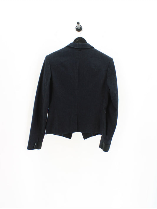 ac3cb7eadb66975606e78a83531b0104