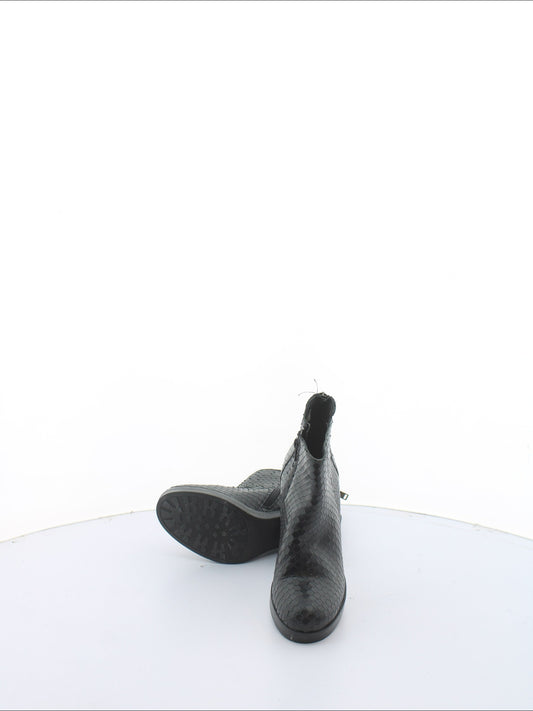 4c432cf4c000e297044f989905d5f385