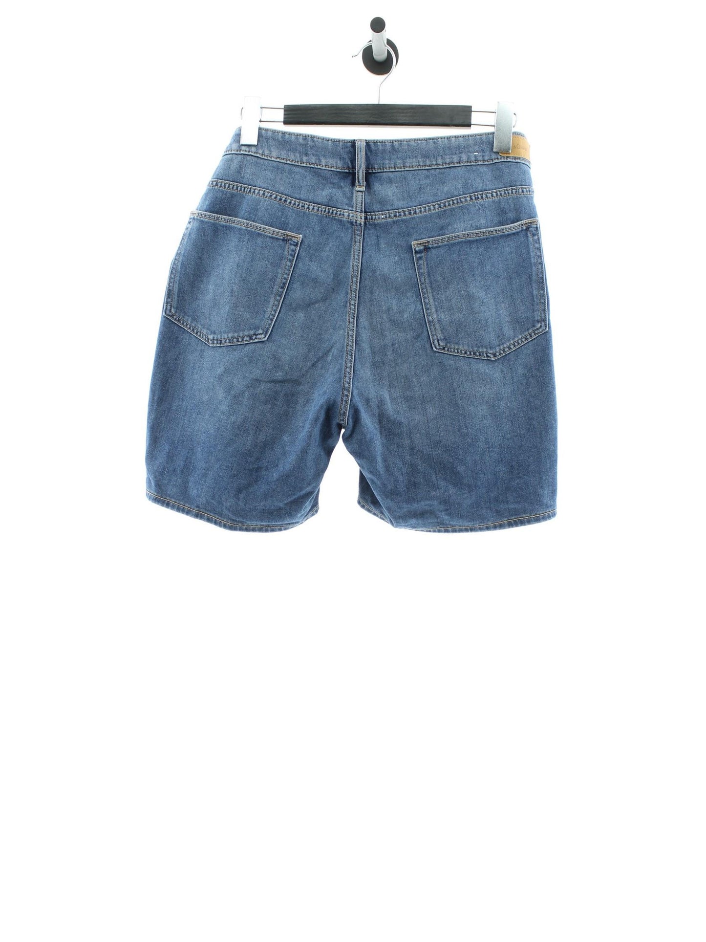 270c8aed117f76d3a27e5ad0804a2681