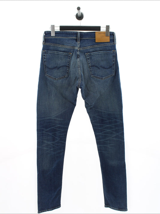 de1595f2091edb2e19a748e406d82a7e