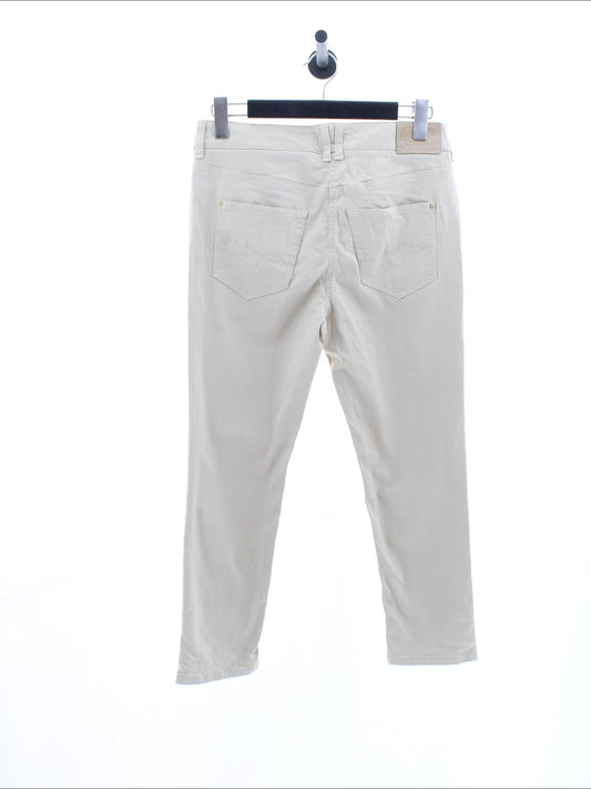 171dcb3871f670a03bd88a093a500e31