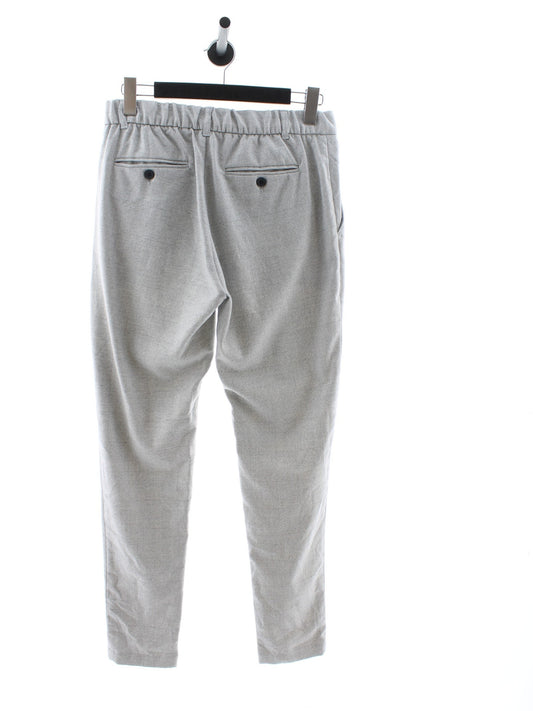 8b50c4049b9d2eee16eaeb7c27e5d9bb