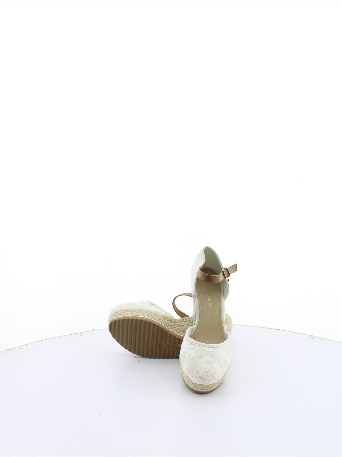 55fbb2cda68e2a1e7ac20eae5830ac93