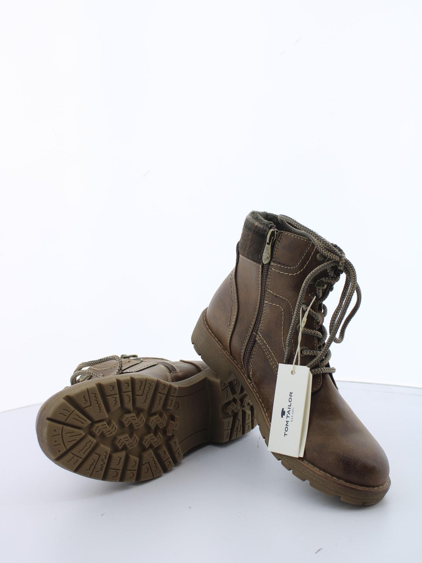 89bd2899da5dffcf90ab6717f6ff7747