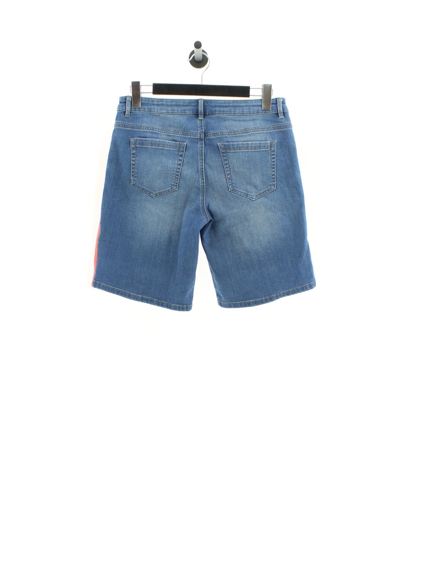 6b616dbb54401393caa3eadafb603195