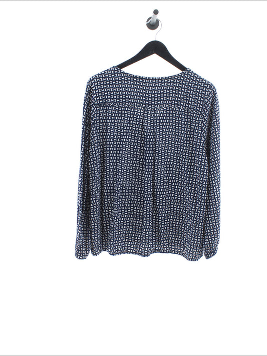 7045847519b9dffd6c85075016c097ea