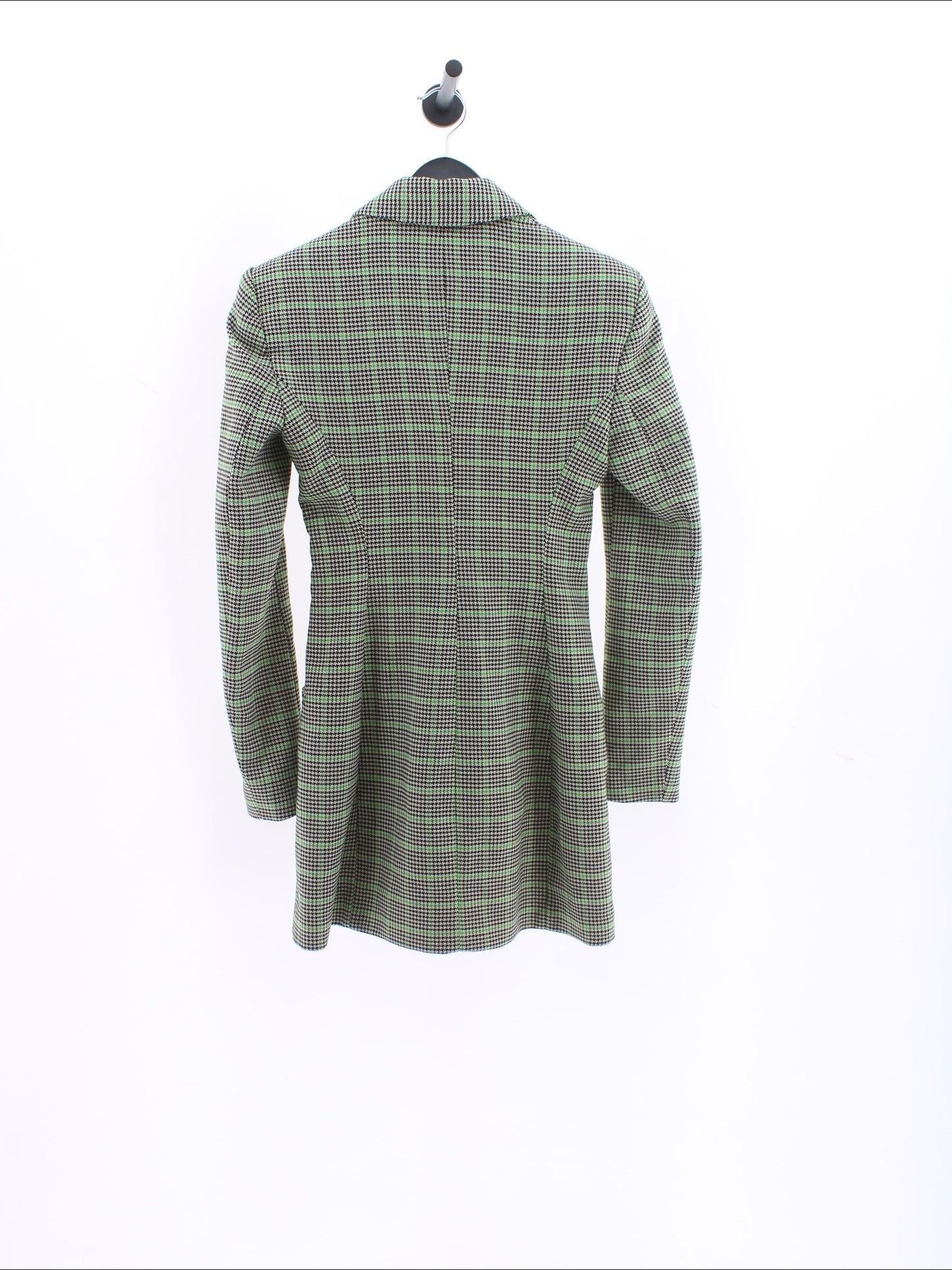 2bf883f4a9c104b893d4ebe9735d3ebd