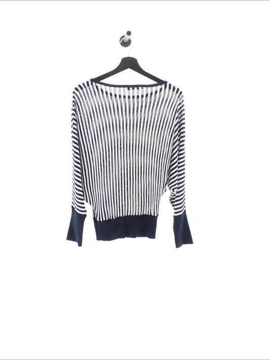 06a379b4652883f406a7ed1052868b73