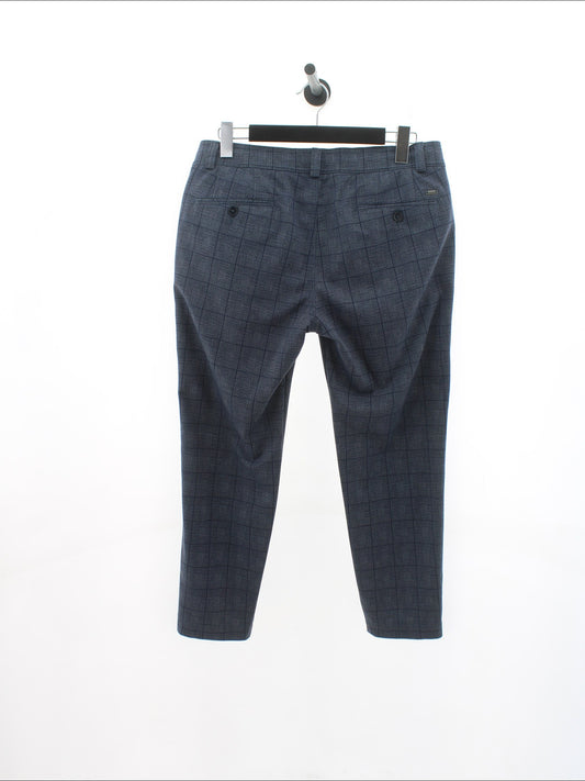 e92854a53ada36ca778cc6d3ee20e74f