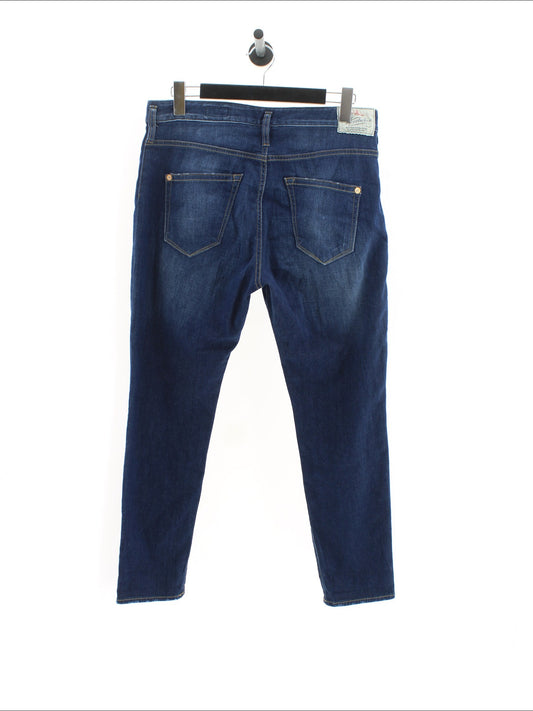 328a8d2e9464b49e40085e4ee0769694