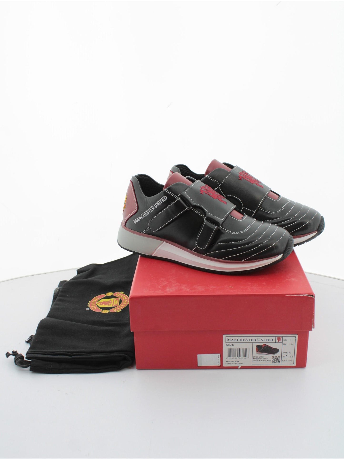 8e5fff21b9b892d38cf6bf8a3bb80c7b