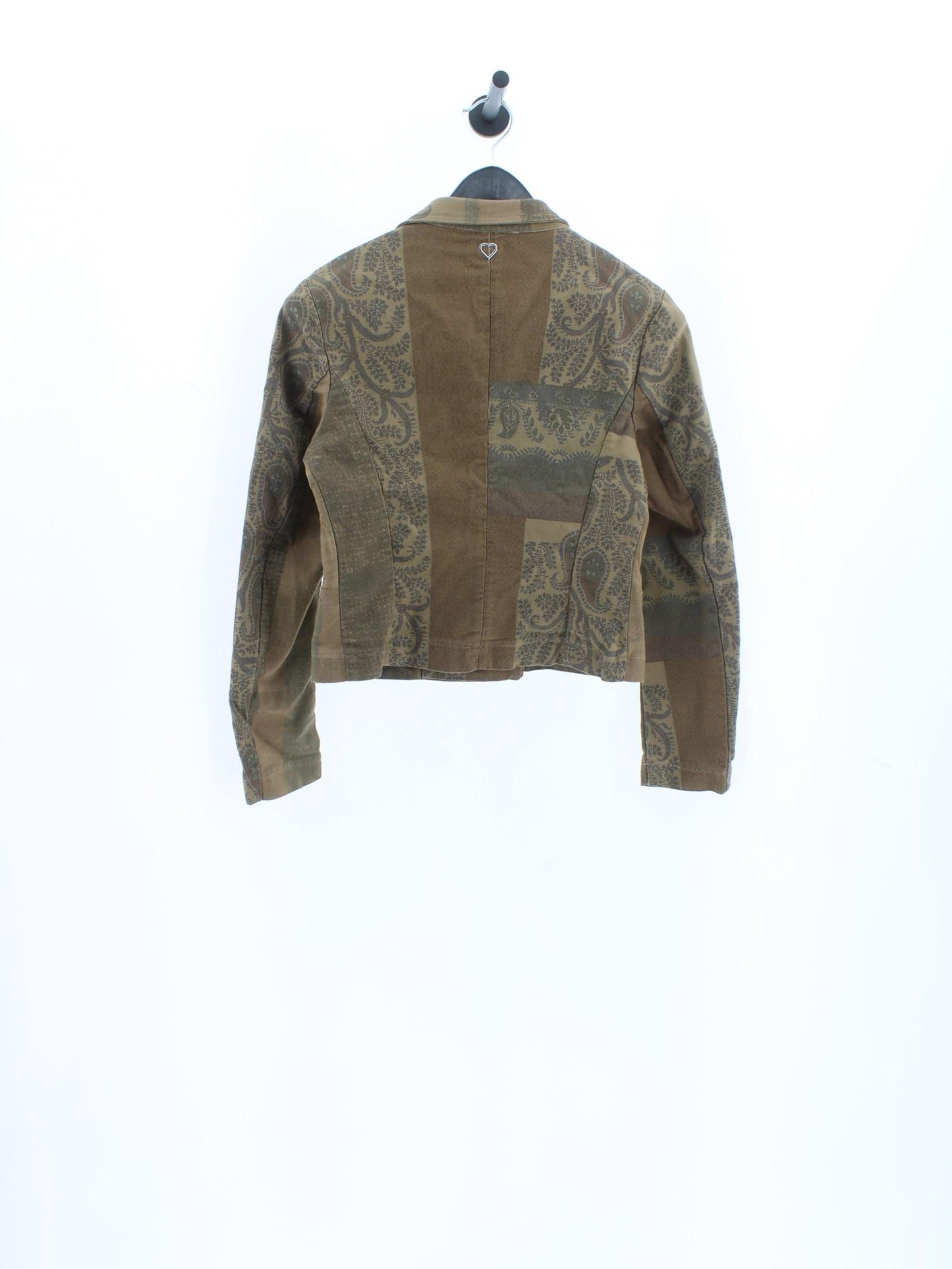 cf09009b2c3da4c74b06a4b86e9ad7b9