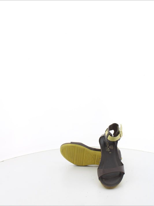 55a8fcb694af3647176501d8548a587d