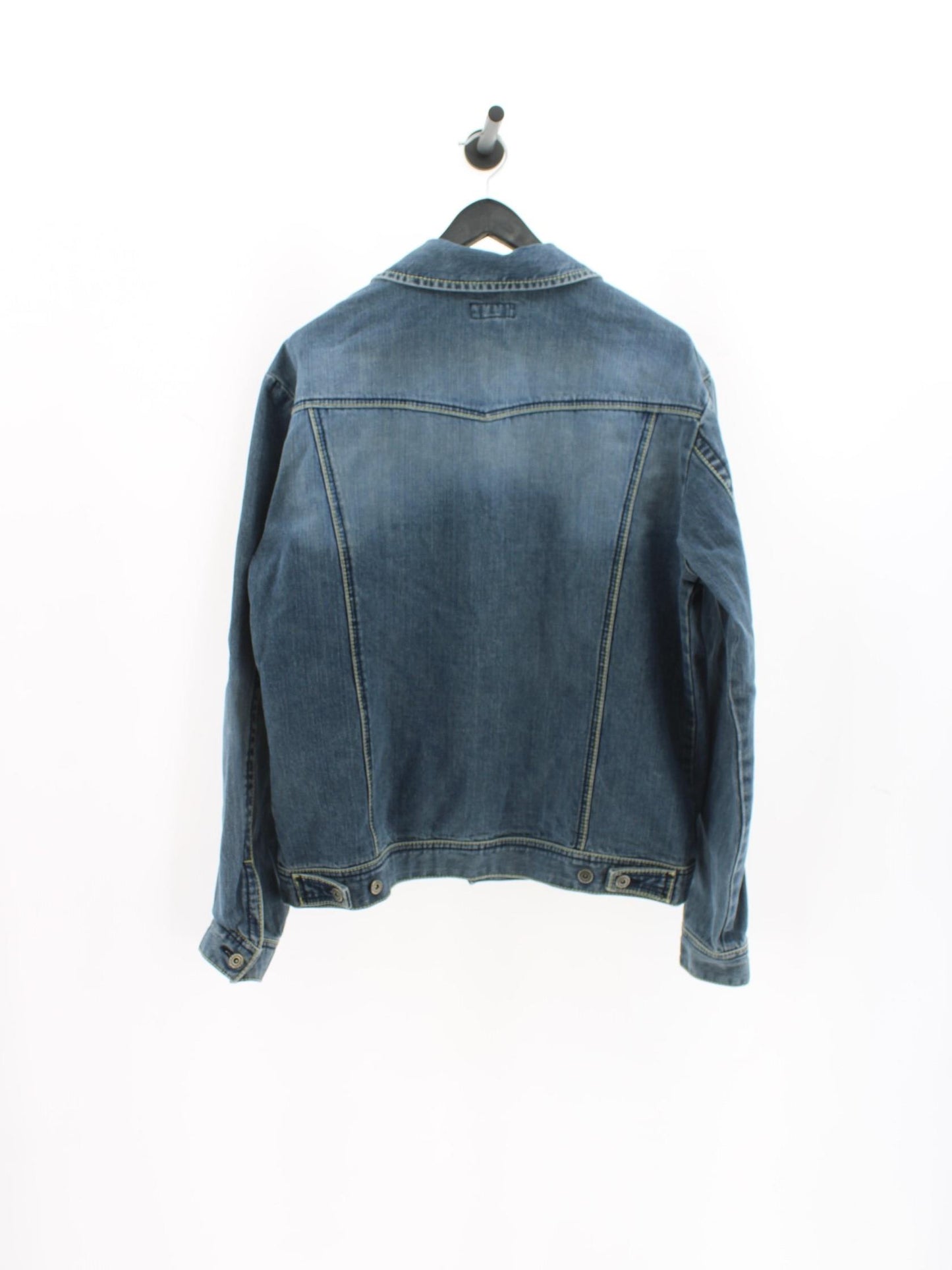 ae790f8bebbf3d150dc57737336227b4