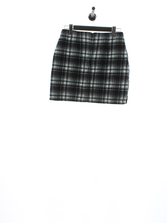 b479527969e9e04f3e6992ee0b8d4ade