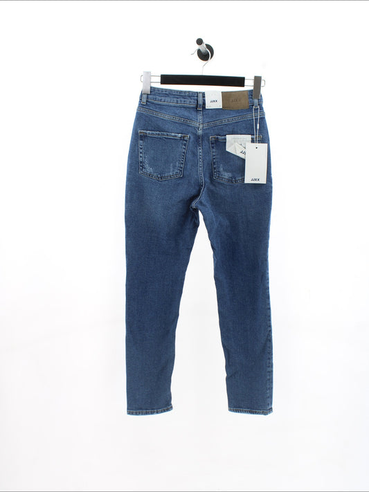 dc6bdf7e7354e5c16221322eafc8b517