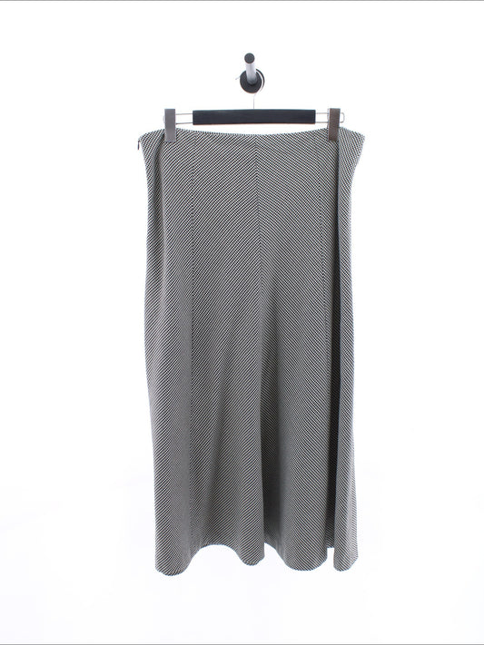 c7599ee7c10b77a8896b6caa697f34bd