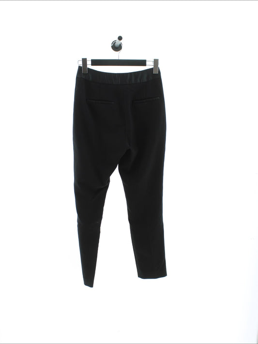 f01e160acba1fb39c6e914e5804bead3