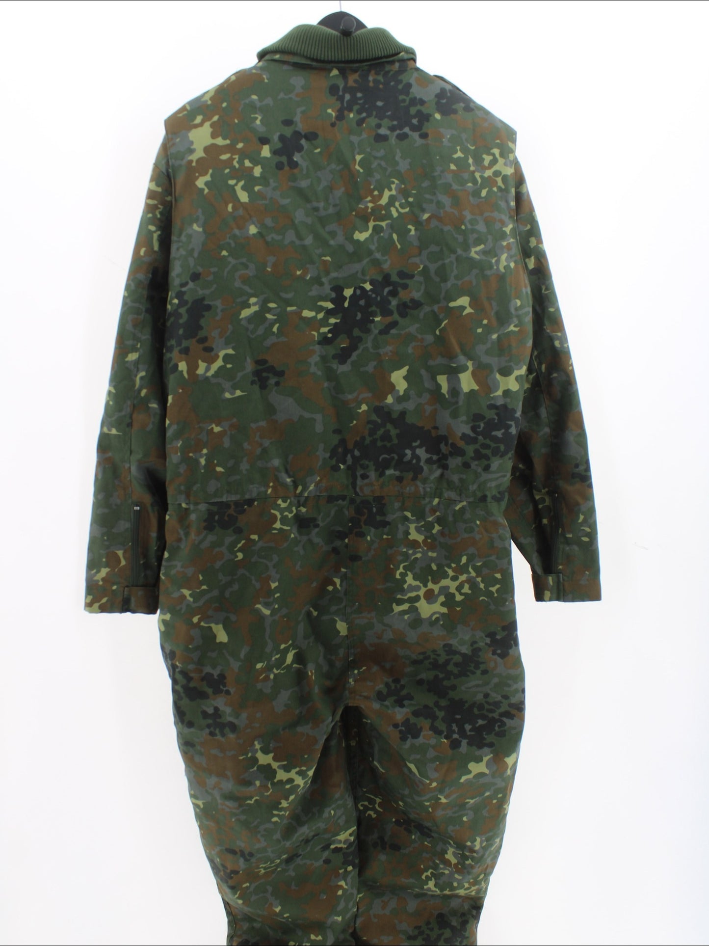 f4b79a79cdd5d606a1ed0c4205bfb9e1