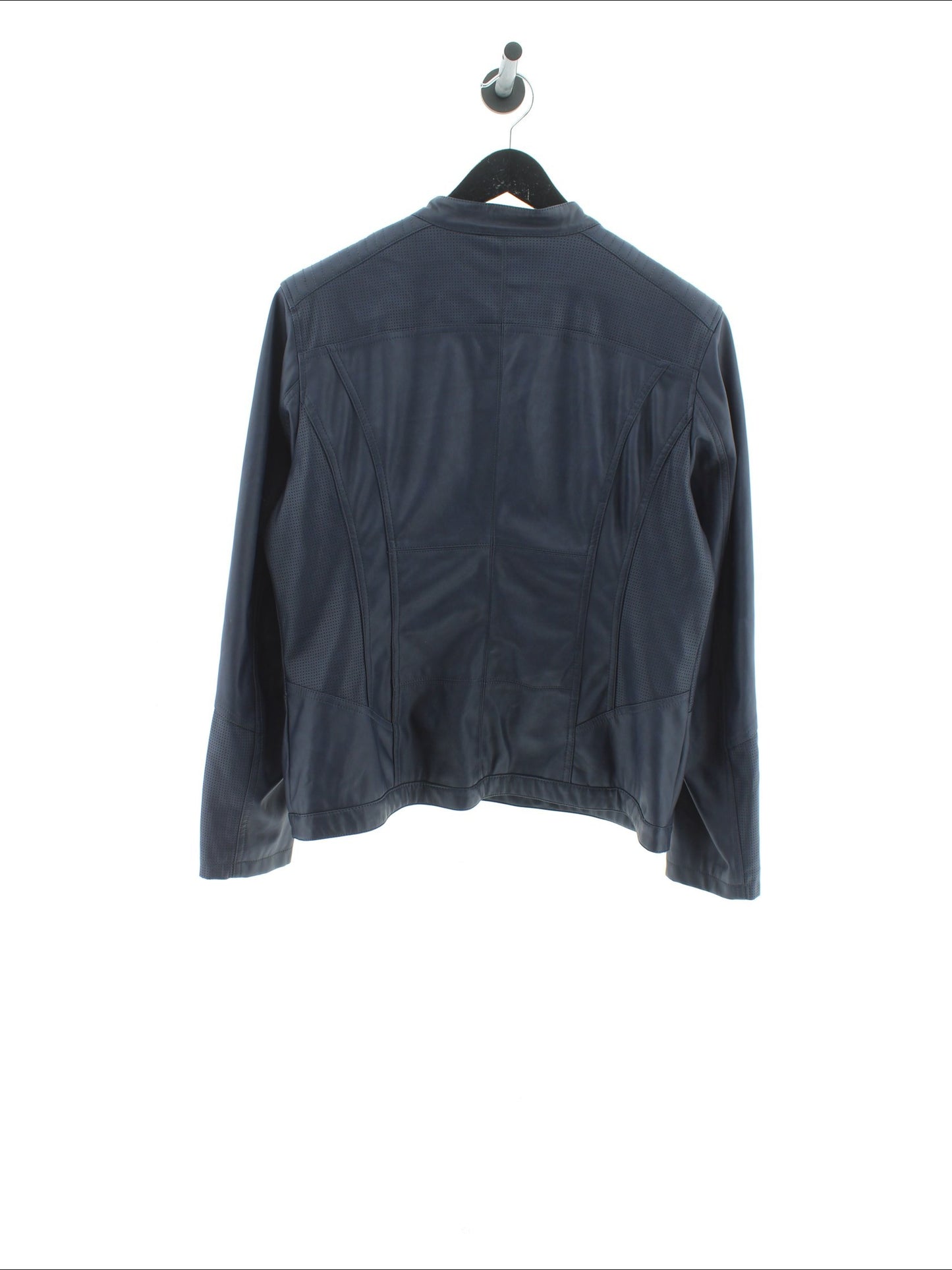 915627618c35f131523d3350de88e3ab