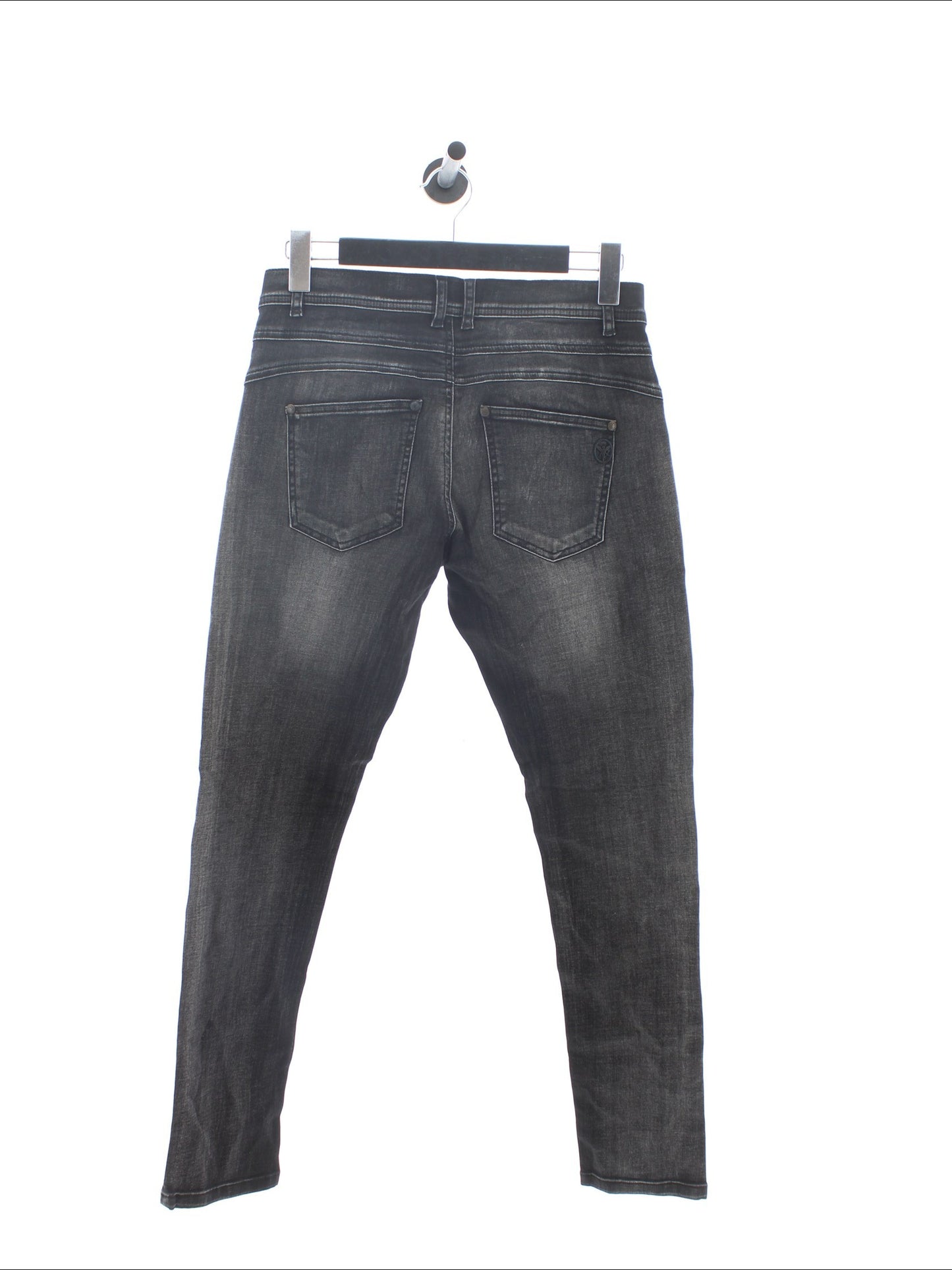 75e68257a03d2293f834a06fddd3a13e
