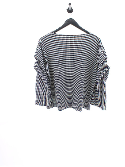 d1e90badaf7756a433869745f68390b3