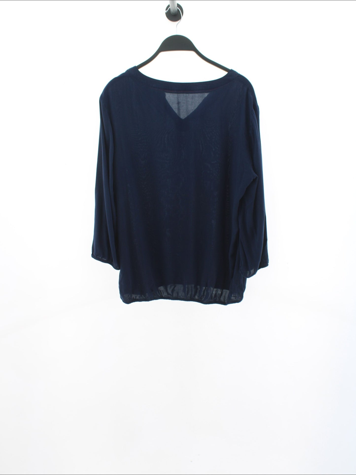 7b5f827cdb271766413f4185844ee412