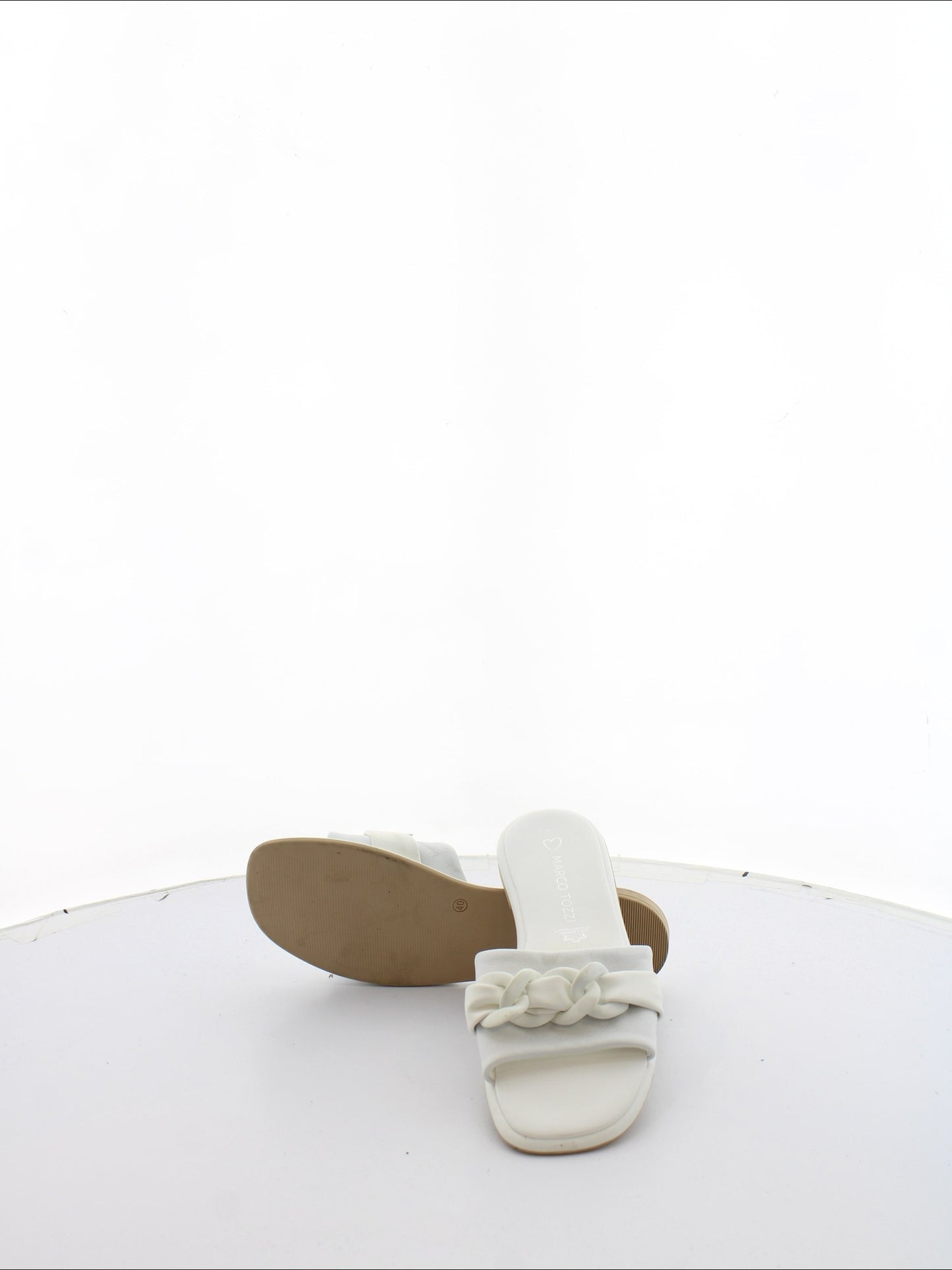 9a9e9d9ea621bf5bb6a9b41736da132f
