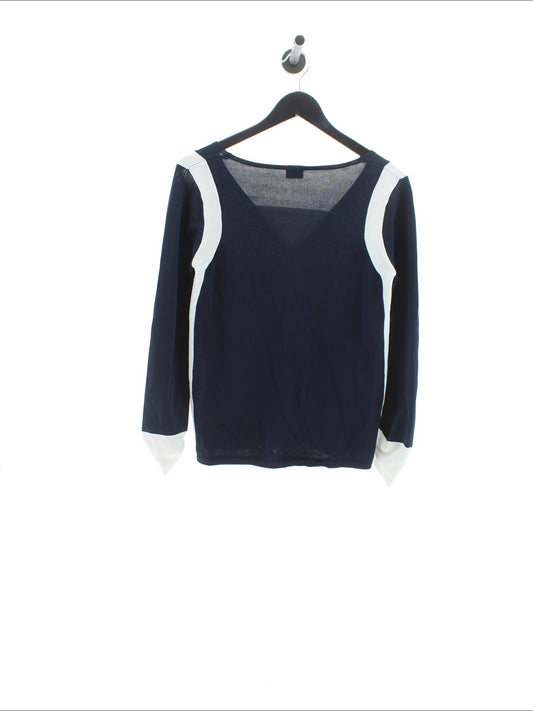 8d99d4d5d1a33d5b386ad19f97305c38