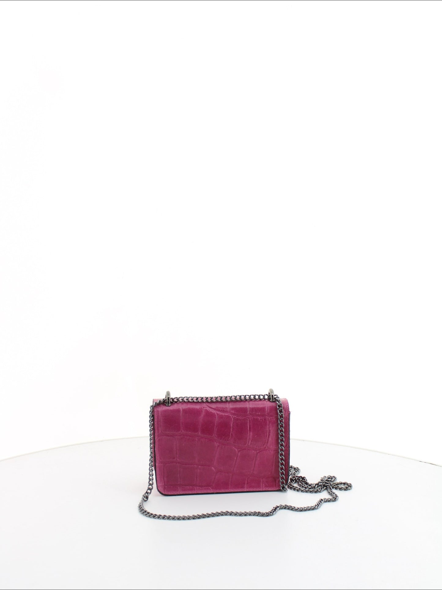 72bbb7002e17898a1c37c10edba18979