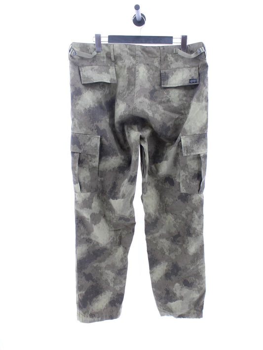 696a8e1a75086a81d4a7e0b59d8fc064