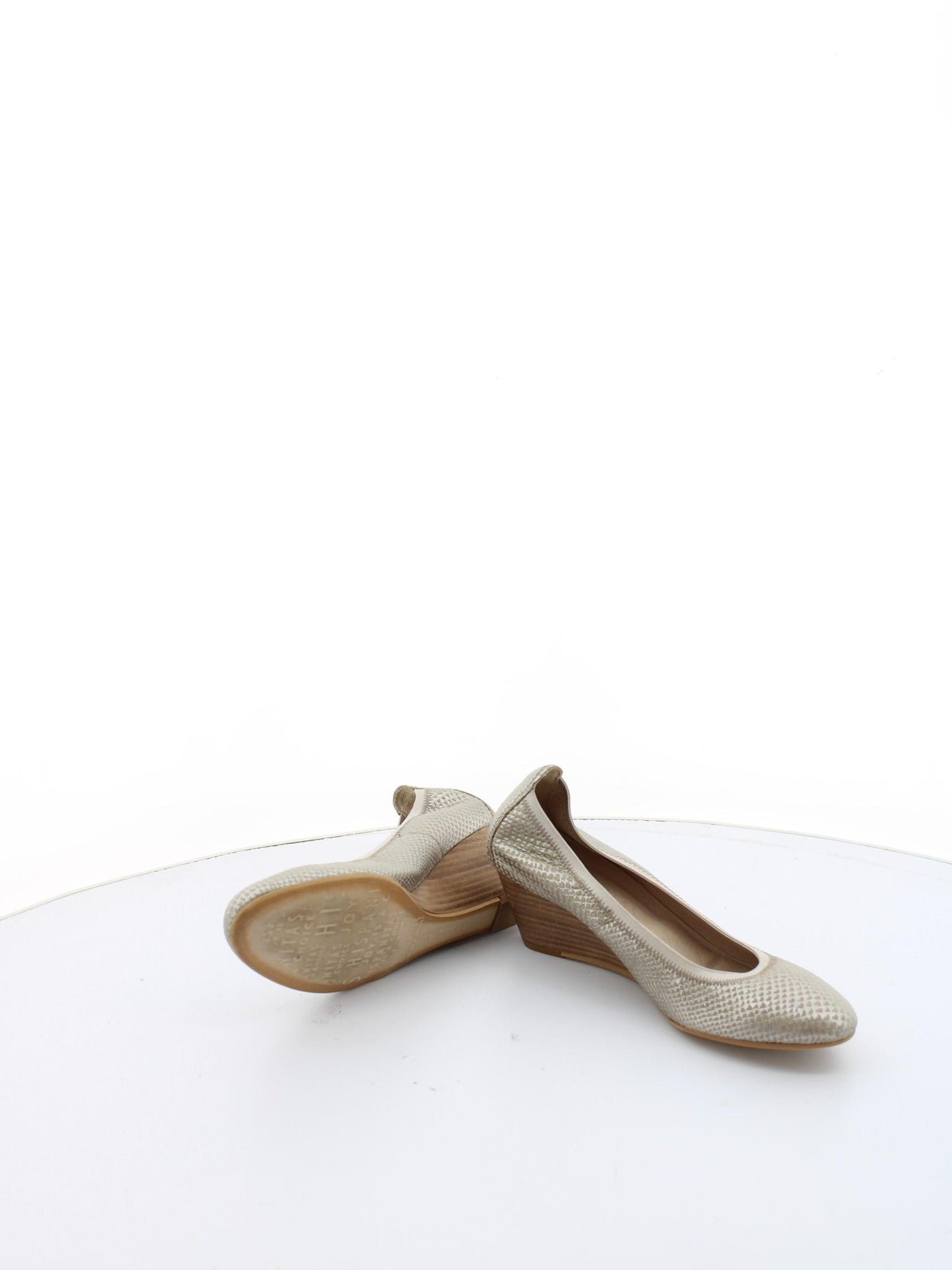 3706a5600939437d046b4f1b1d615f42