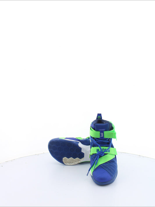 4ad5b637e0d42c2635bfd962216e300d