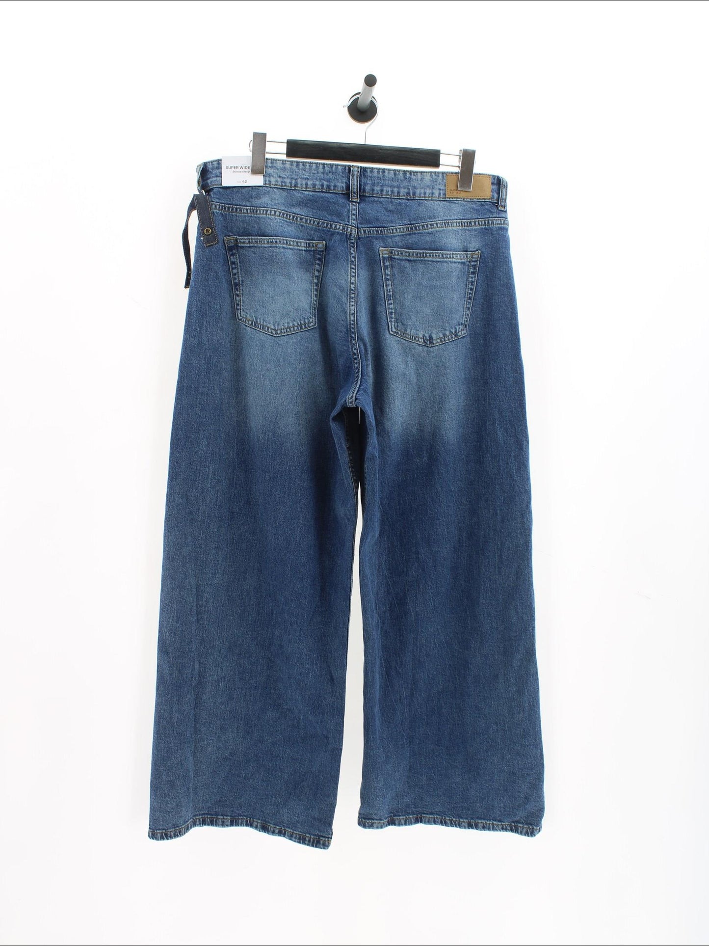 b255677e1c030f16c56b9e51c93f1770