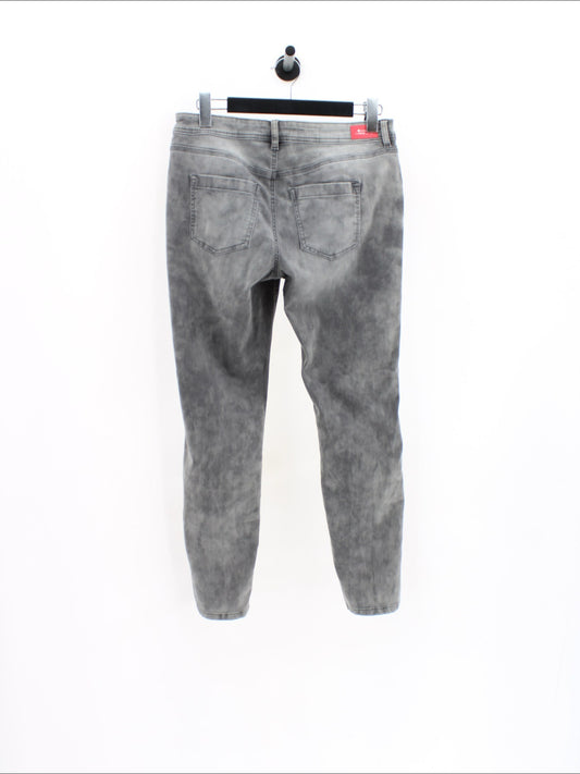 225ede85b0d9f8adf73e3a31f07e4f92