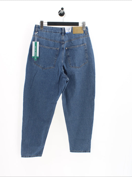 a857d1038541813a18543a8e571f14bb