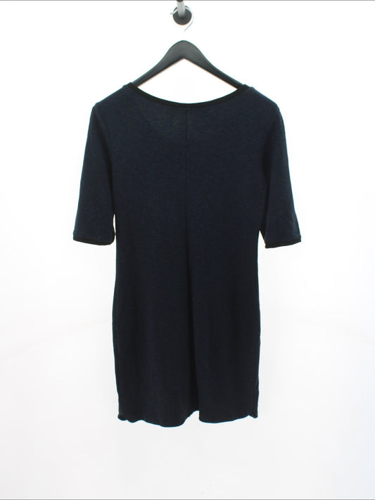 99f3c261547a44b4f3659042167fea99