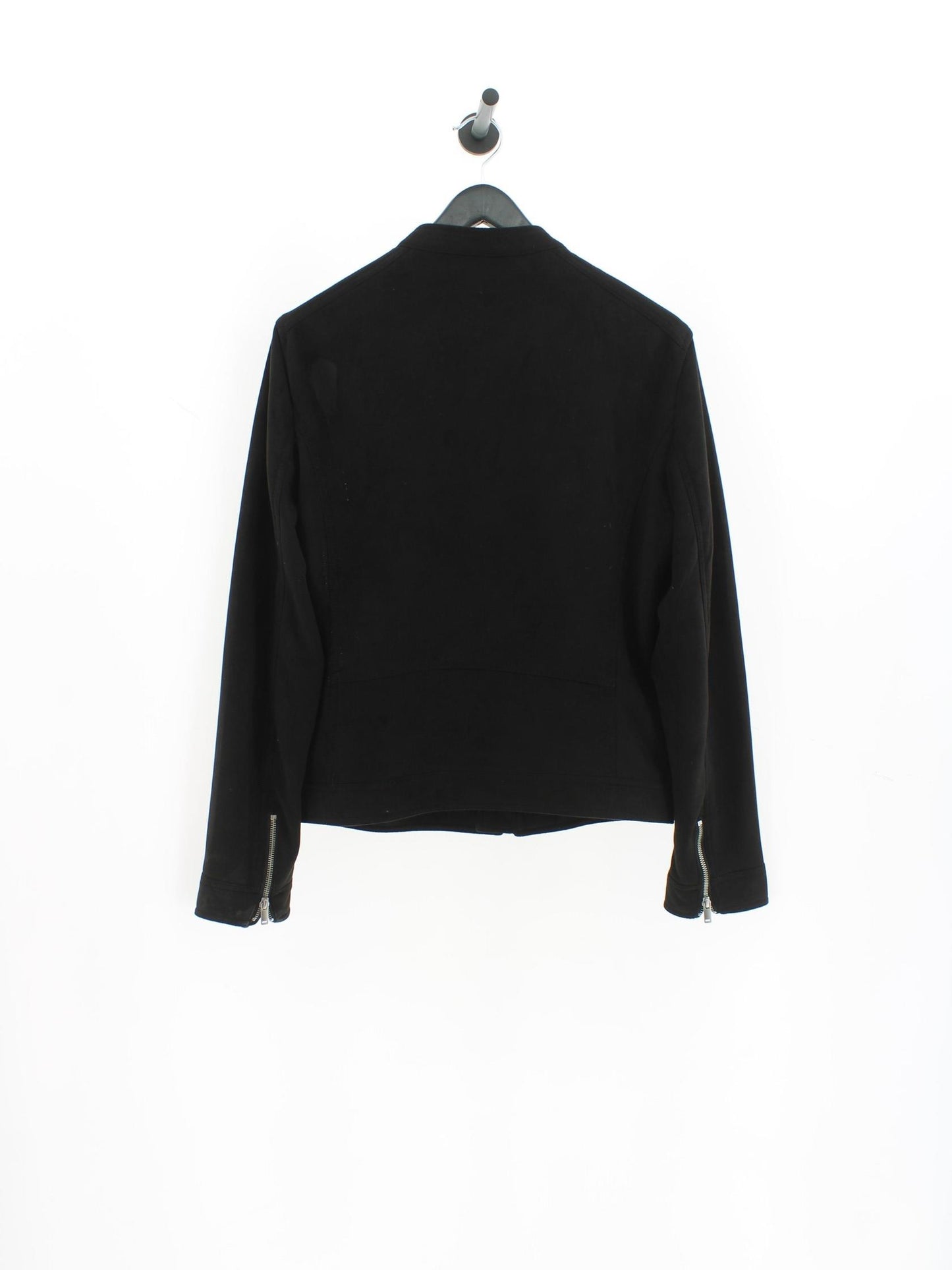 c0b7e86478bec301542203c7c9f5e623