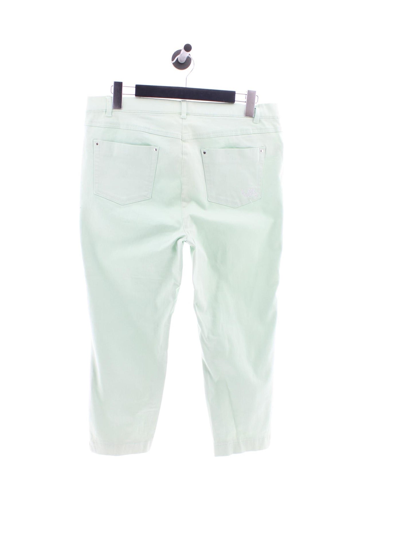 0d5a2db46a31fb5c3dfe95f53335a45b