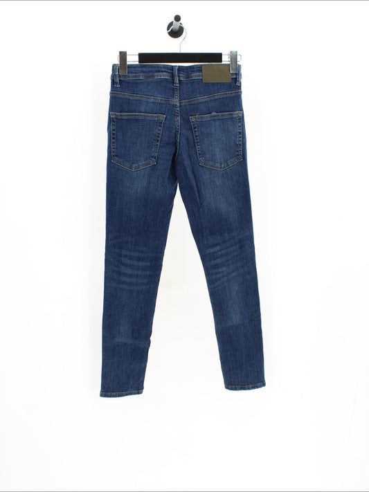 a8a672423a3e07aa6bde403b5fe01790