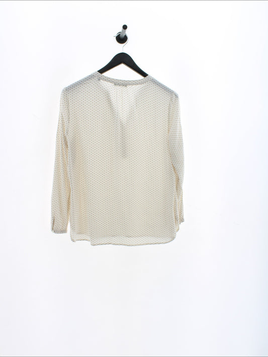 42203a5097ad718b4263be4fe90c3fb7