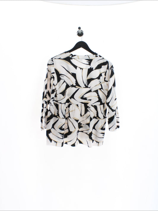 27d166cef26a81691ddf7855306df7cb