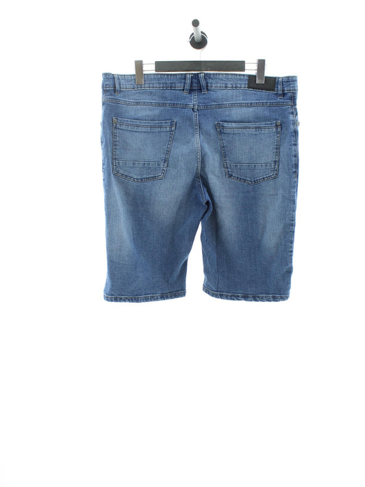 216b07e3681c597012c1f485b1432683