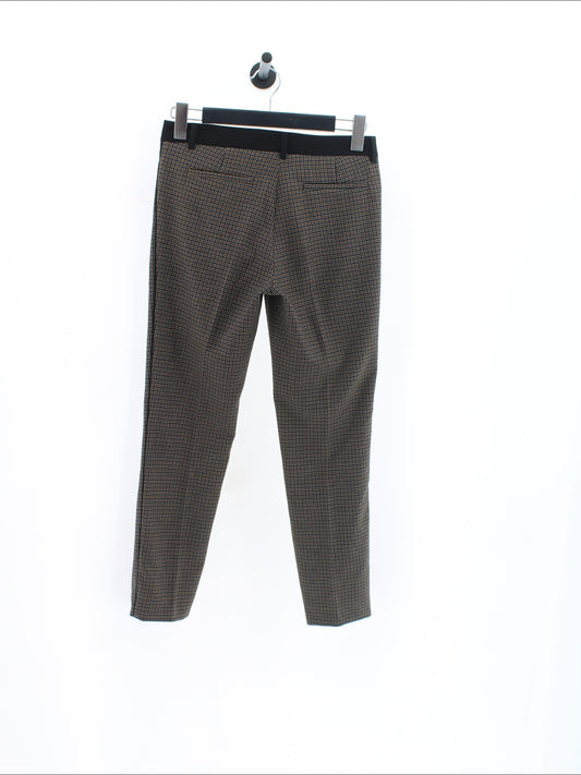 f0d30ea7d6d5a91362ef790077504fd2