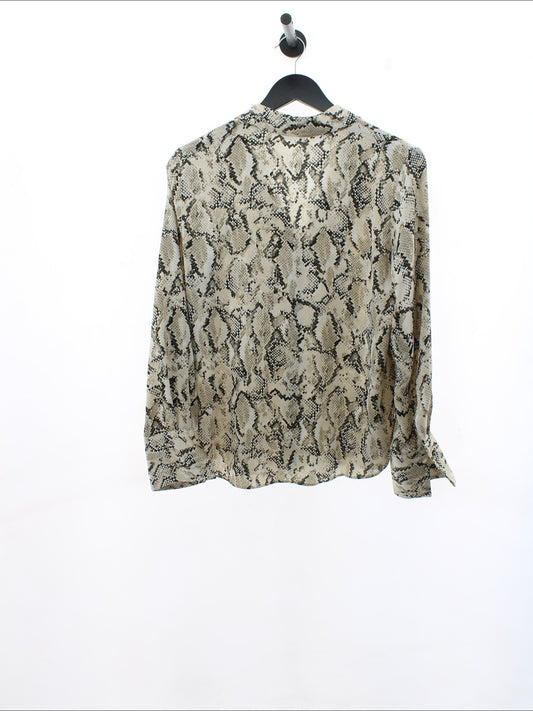 8ae73a4efab7700a13e58d11701f315c