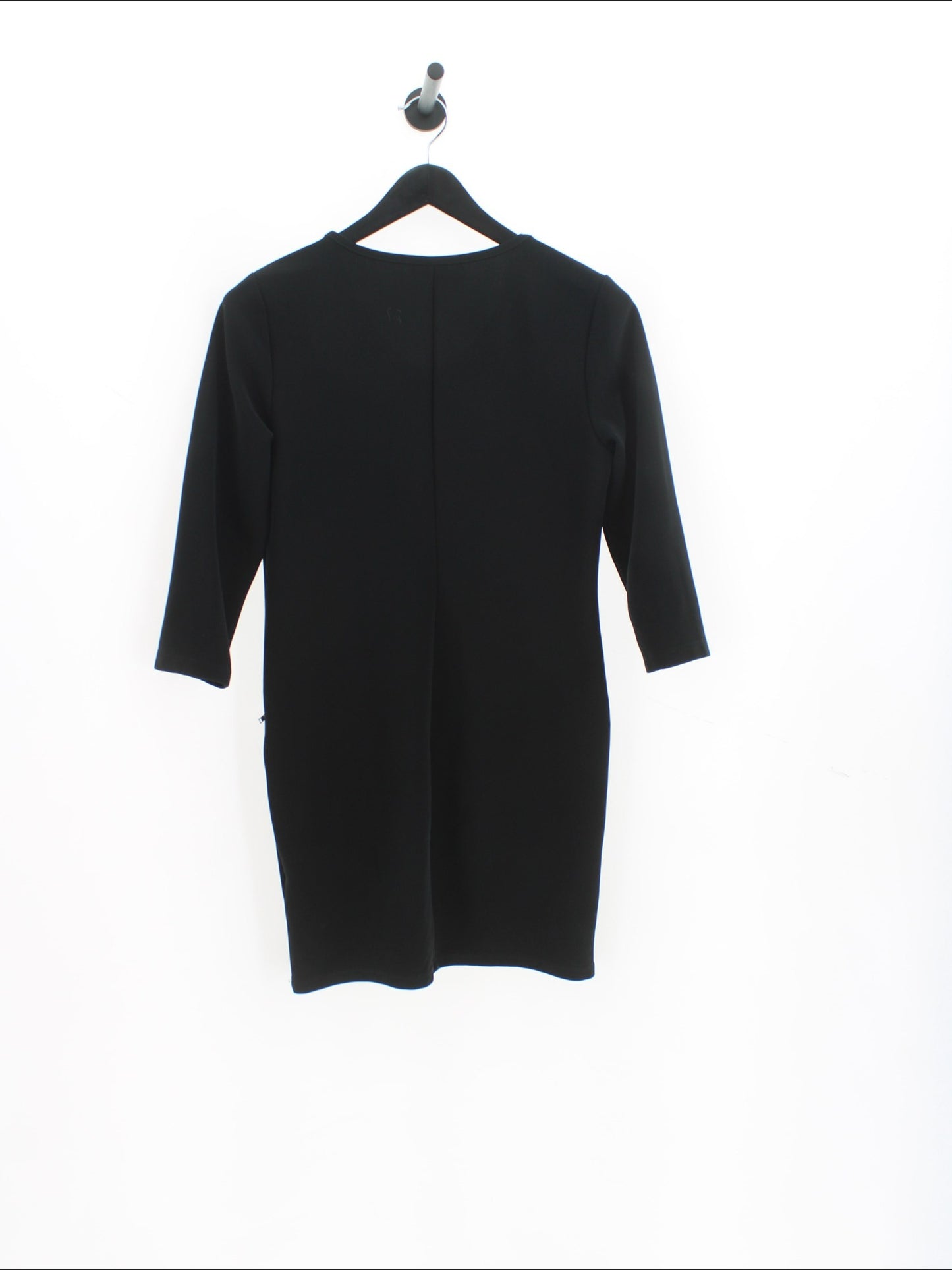 1644f246de15bf03023310670d1813e9