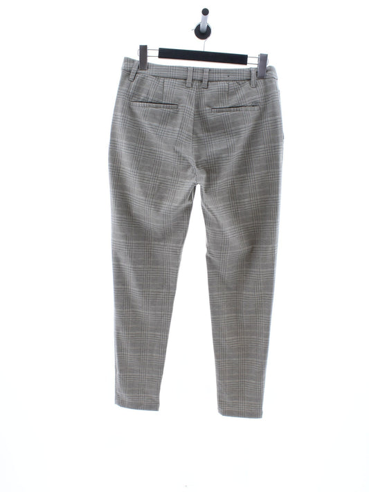 28b3692ec90439a85c3d5add61bf8d0b