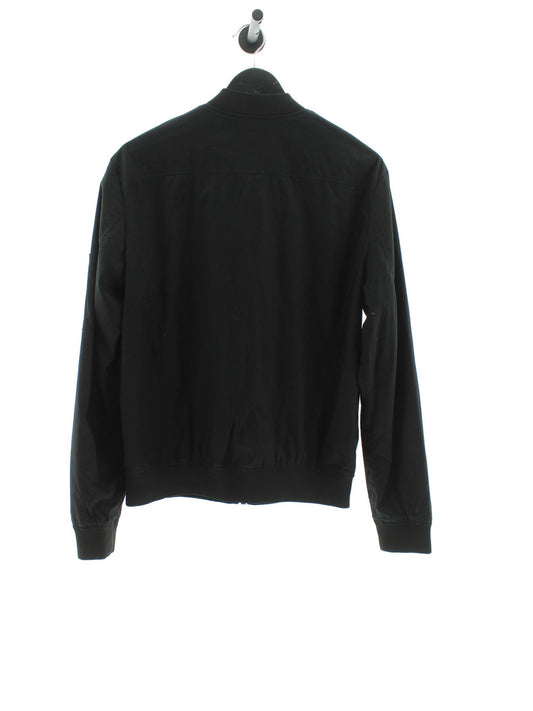 4b5e8076ba7d98afb6452e48277fb237