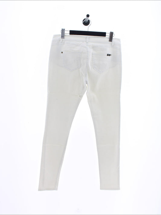 eaf20e4b42b97d74262fbf76b8c1f8d8